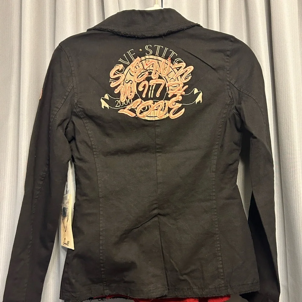 Love Stitch Lady’s Black Jacket Boho Embroidered 2 Buttoned NWT S sk0024